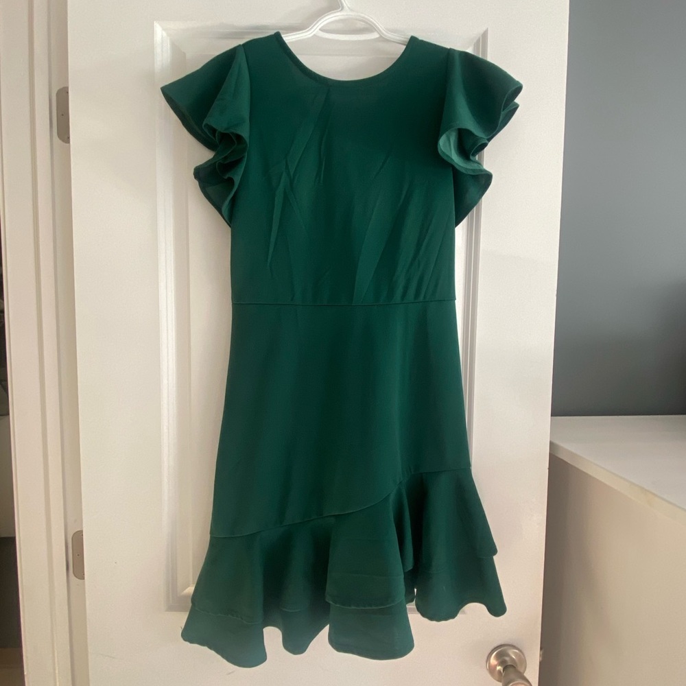 Floerns Women’s V back Inslace Layered Ruffle Hem Flutter Sleeve Dress